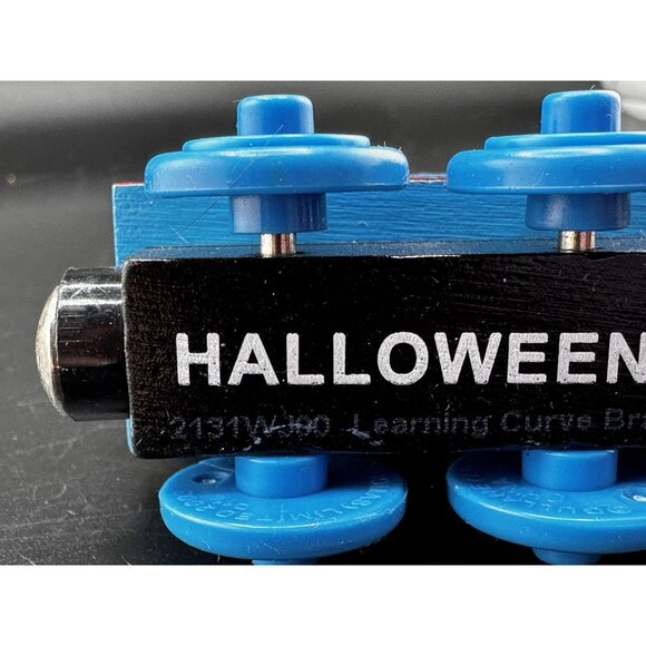 Halloween Thomas Wooden Railway Vtg 2003 Train Engine Learning Curve Limited - Picture 9 of 12